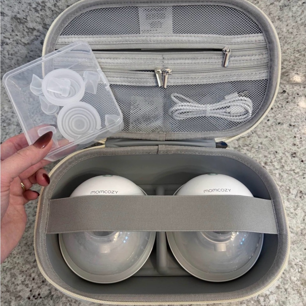 MomCozy M5 Wearable Pump